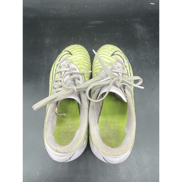 Nike Phantom GX Club GS Soccer Cleats Youth Size 2Y DD9564-705 - Picture 5 of 7